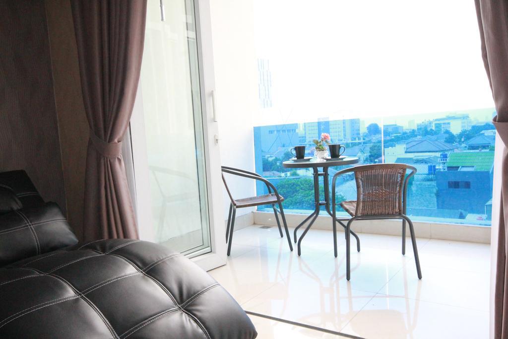 Harvia Suites Kebon Jeruk Джакарта Екстер'єр фото