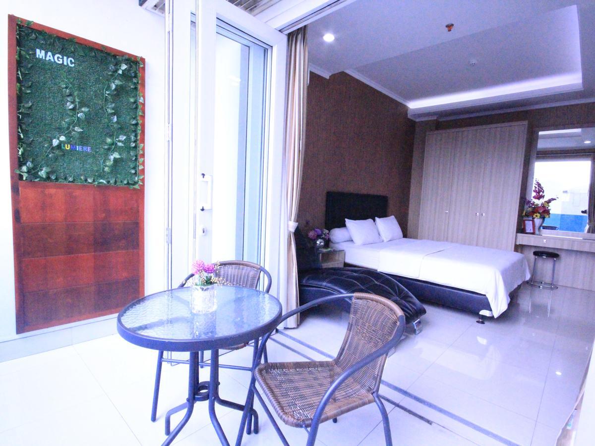 Harvia Suites Kebon Jeruk Джакарта Екстер'єр фото