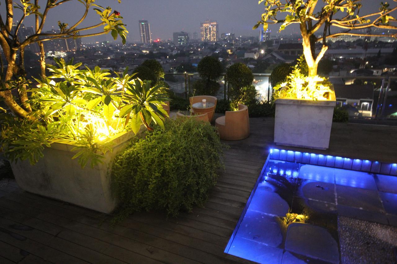 Harvia Suites Kebon Jeruk Джакарта Екстер'єр фото