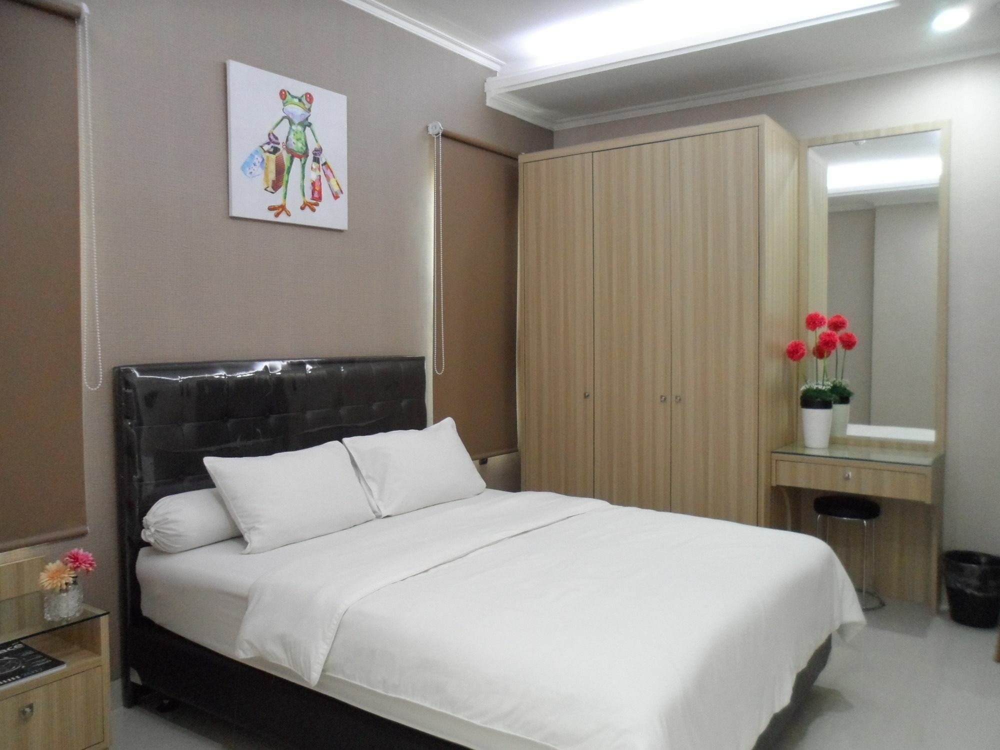 Harvia Suites Kebon Jeruk Джакарта Екстер'єр фото