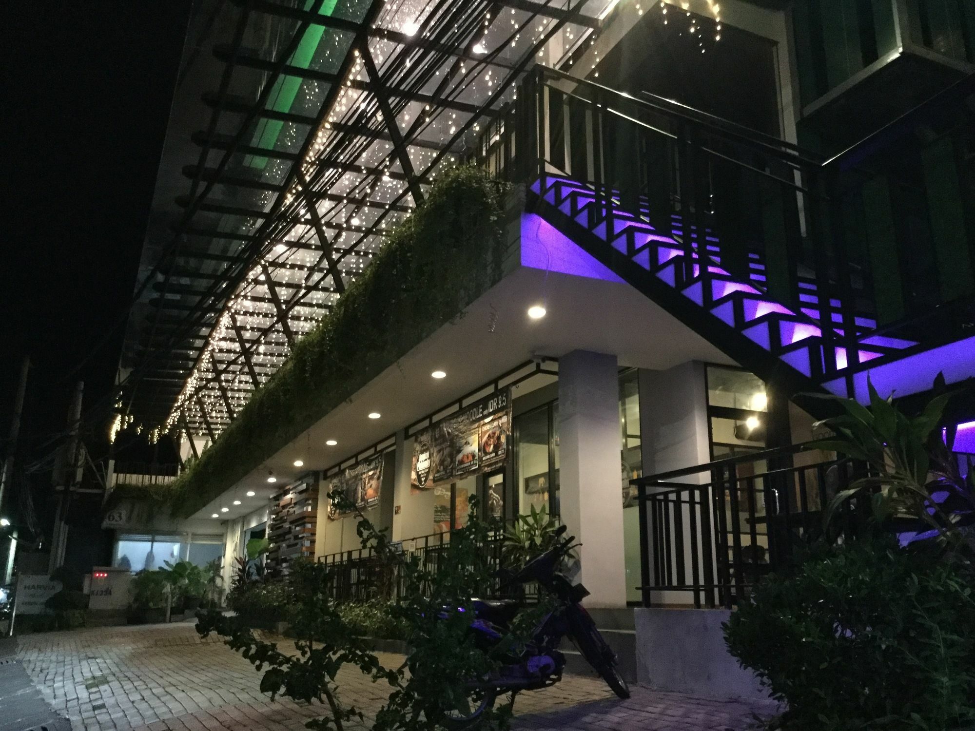 Harvia Suites Kebon Jeruk Джакарта Екстер'єр фото